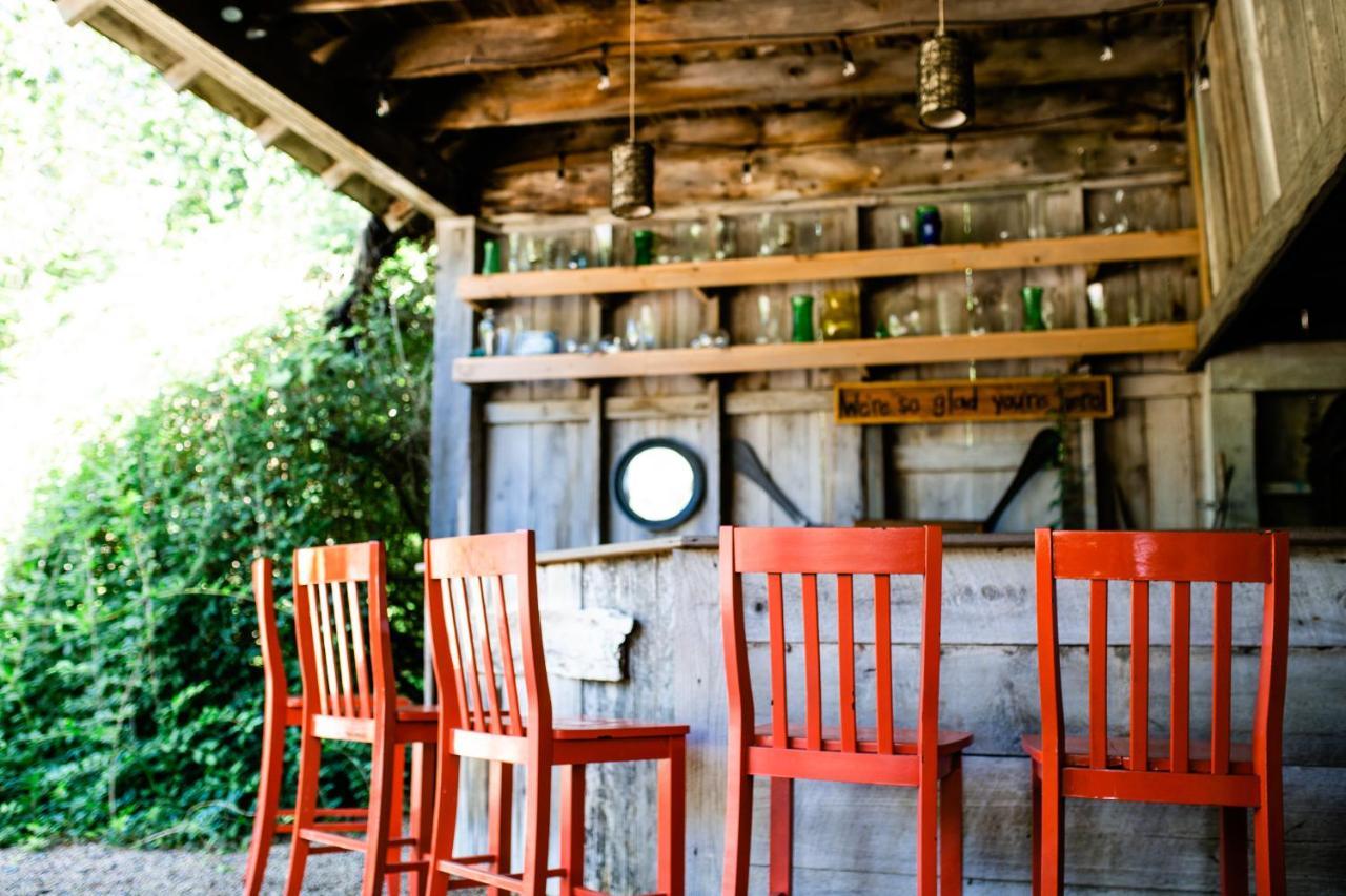 The Mast Farm Inn Banner Elk Exterior photo